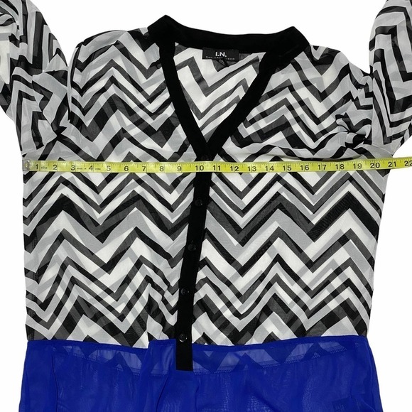 I.n. San Francisco Black & White Chevron Royal Blue Half-Button V-Neck Blouse - Picture 7 of 12